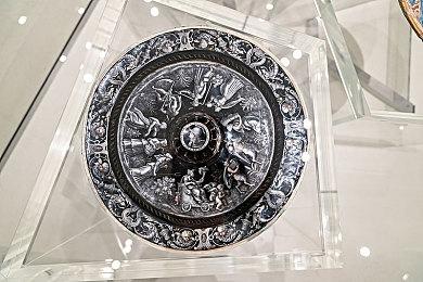 EA首席执行官表示AI现在是“我们业务的核心”